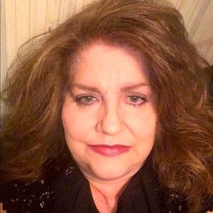 Meet your Posher, Patricia